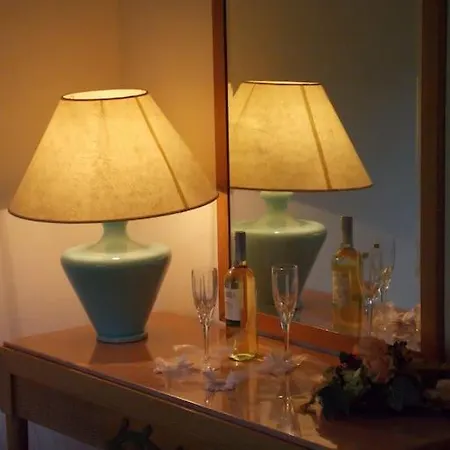 Corfu Sea Front Apartment, The Nest