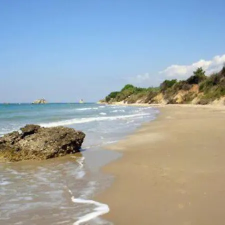 別荘 Corfu Sea Front Apartment, The Nest