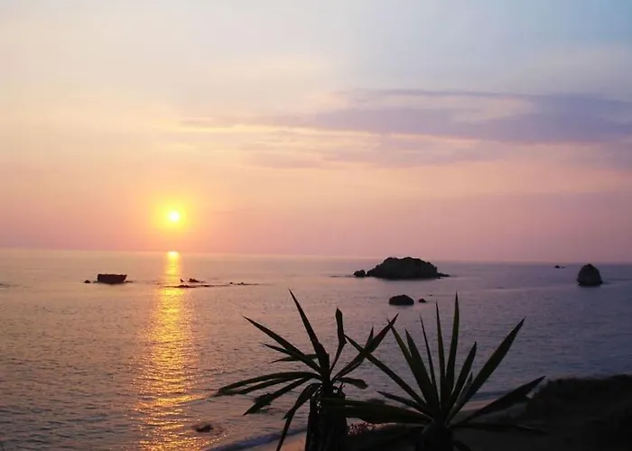 בית נופש Corfu Sea Front Apartment, The Nest